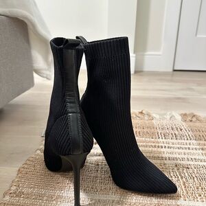 Elegant Black Women's Heeled Boots